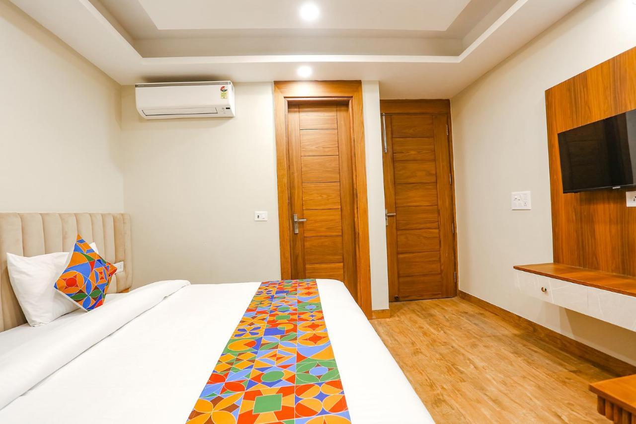 Fabhotel Raahi Retreat Gurgaon Buitenkant foto