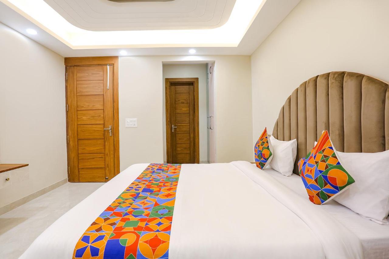 Fabhotel Raahi Retreat Gurgaon Buitenkant foto