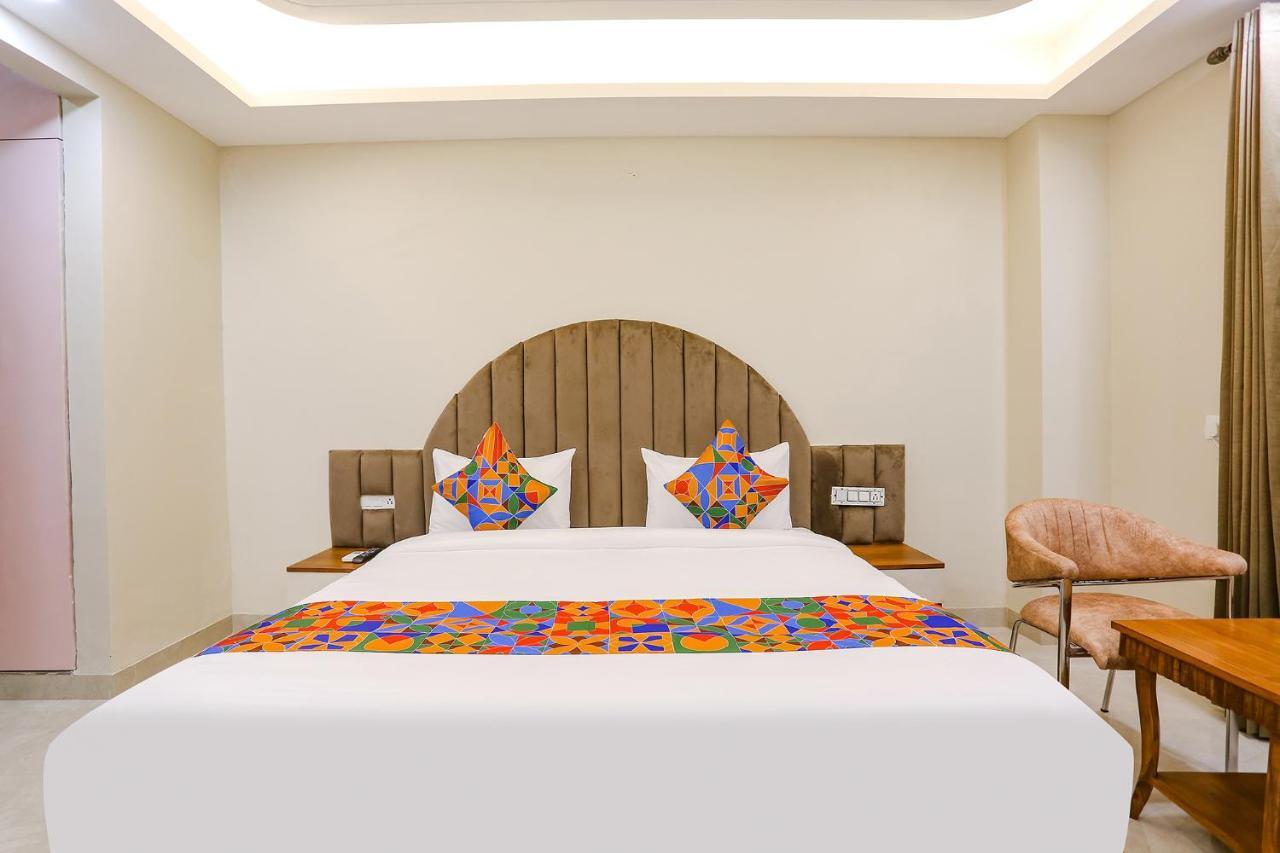 Fabhotel Raahi Retreat Gurgaon Buitenkant foto