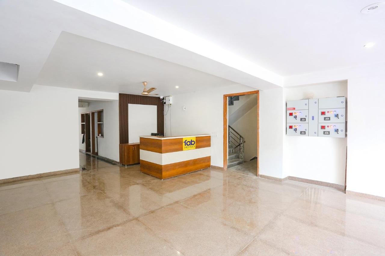 Fabhotel Raahi Retreat Gurgaon Buitenkant foto